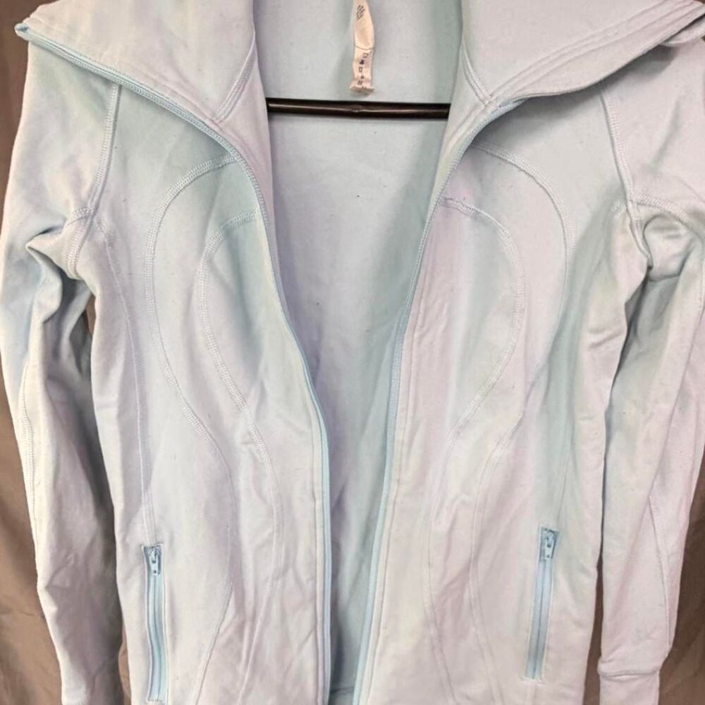 Lululemon Women's Blue Jacket
